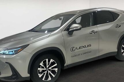 Lexus NX 350h 7.000 km 47.850 &euro; Frankfurt 60314