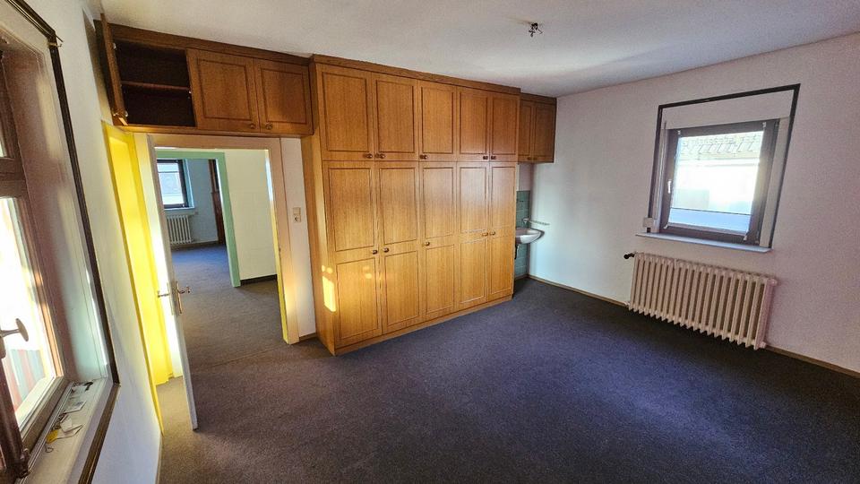 Einfamilienhaus Hösbach - 9 Zimmer, 162 m&sup2;, 335.000&euro; | Angebot:26975378