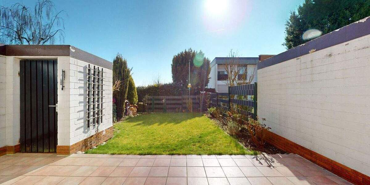 Reihenmittelhaus Frankfurt am Main Nieder-Eschbach - 4 Zimmer, 117 m&sup2;, 575.000&euro; | Angebot:25796149