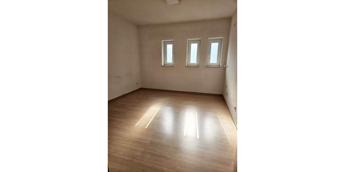 Gewerbeobjekt Mömbris - 4 Zimmer, 85 m&sup2;, 540&euro; | Angebot:25675688
