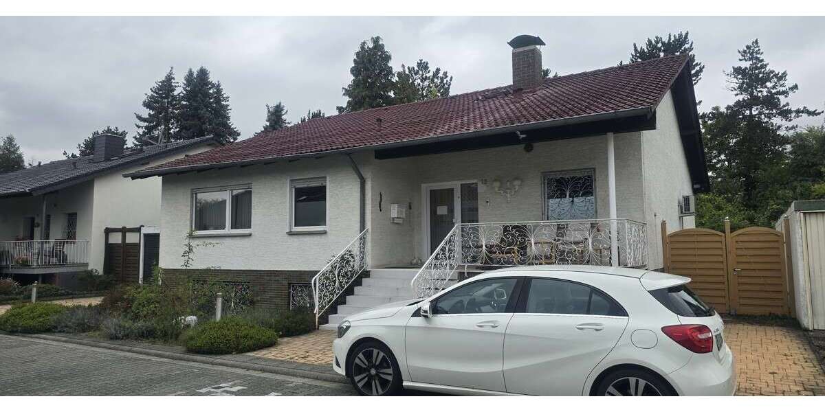 Einfamilienhaus Rodgau - 7 Zimmer, 240 m&sup2;, 770.000&euro; | Angebot:23123381