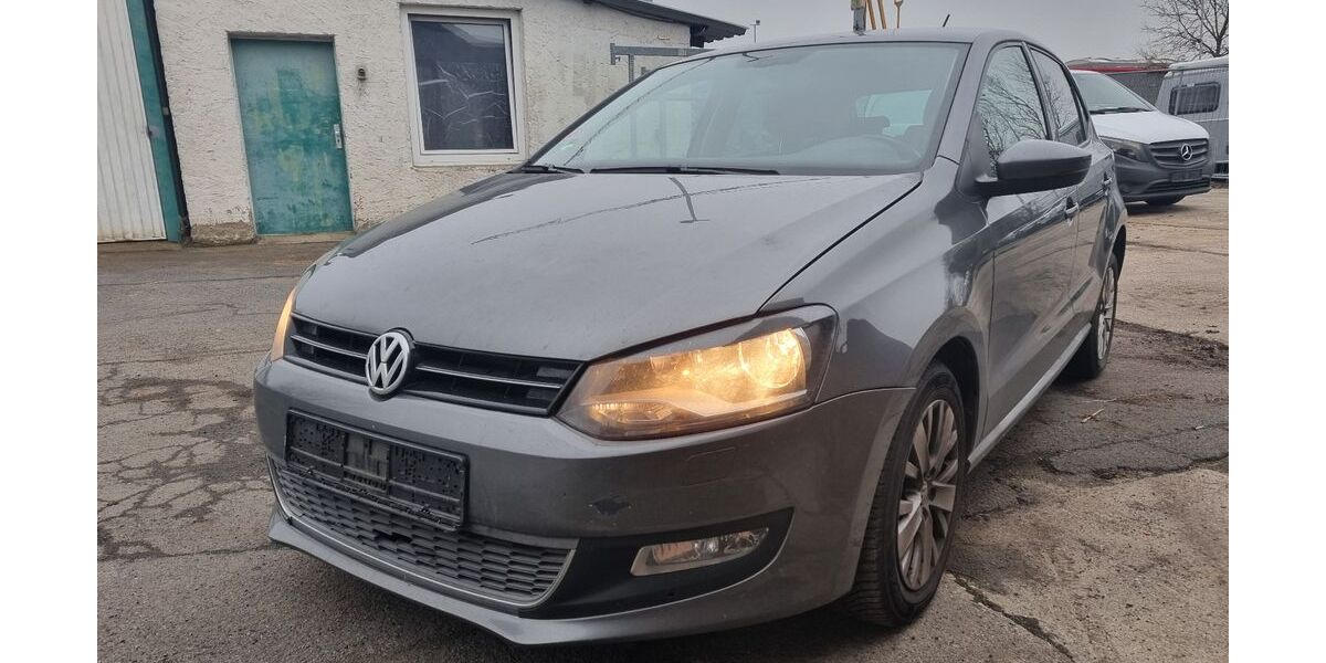 VW Polo 124.500 km 4.900 &euro; Bad Nauheim 61231