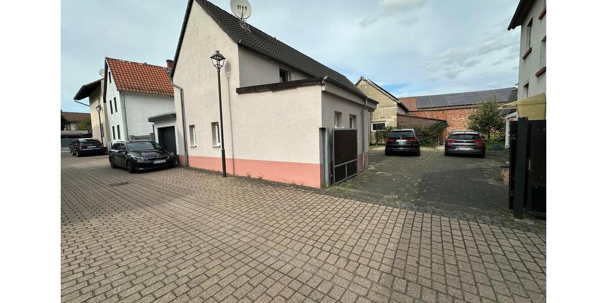 Einfamilienhaus Florstadt - 3 Zimmer, 113 m&sup2;, 1.350&euro; | Angebot:27620678