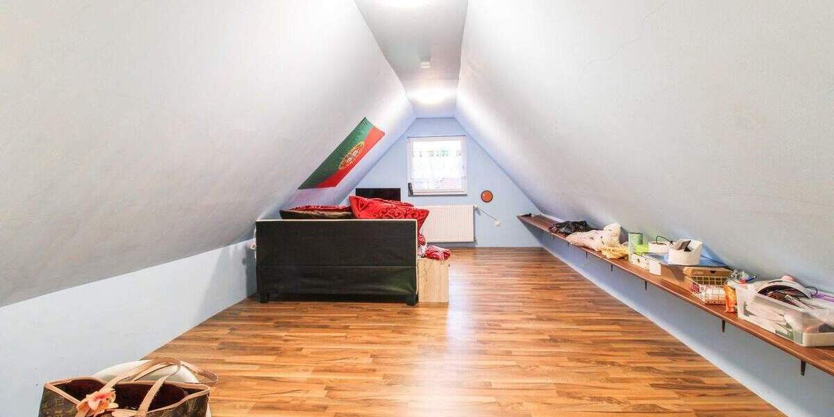 Einfamilienhaus Groß-Umstadt Klein-Umstadt - 8 Zimmer, 180 m&sup2;, 279.000&euro; | Angebot:25881542