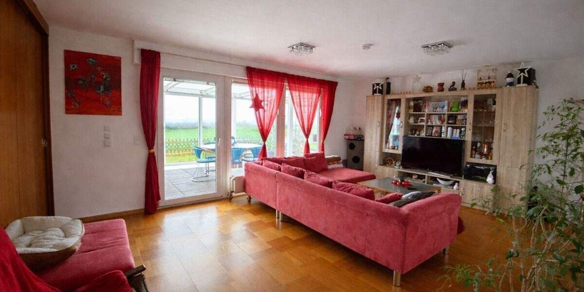 Einfamilienhaus Karben Rendel - 8 Zimmer, 226 m&sup2;, 749.000&euro; | Angebot:25671395