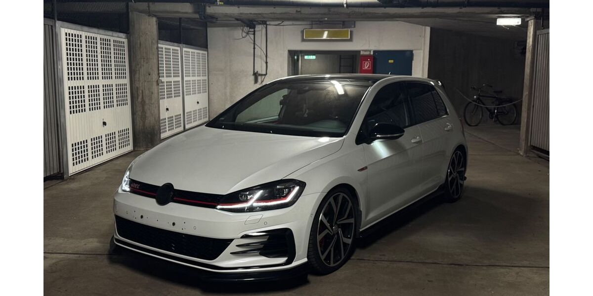 VW Golf 105.000 km 22.500 &euro; Frankfurt am Main 60389