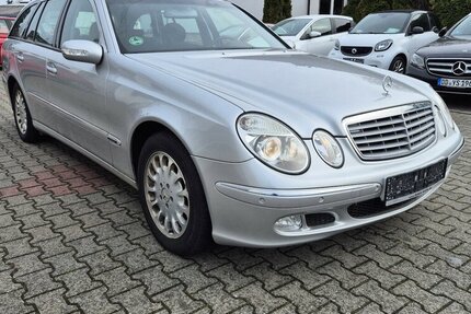 Mercedes-Benz E 220 T CDI Elegance, Klima, Automatik, Navigation 134.668 km 7.990 &euro; Rodgau 63110