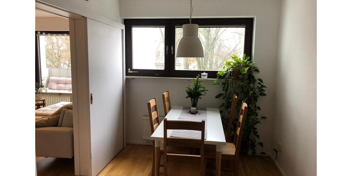 Etagenwohnung Frankfurt am Main Ginnheim - 2 Zimmer, 73 m&sup2;, 1.200&euro; | Angebot:25131775