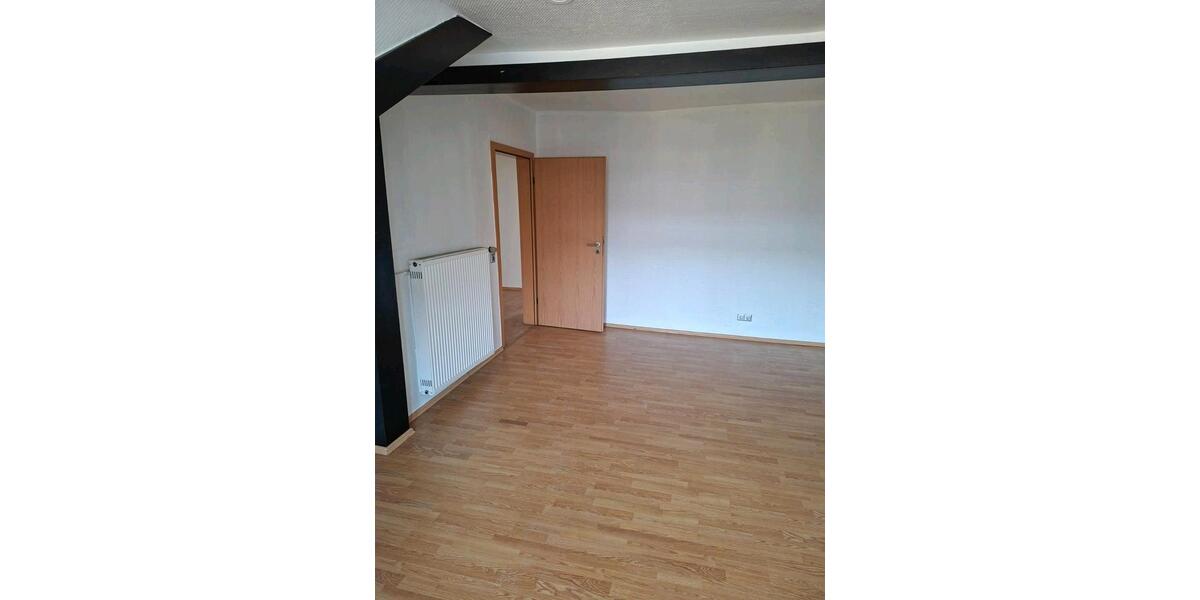 Dachgeschoßwohnung Aschaffenburg Österreicher Kolonie - 4 Zimmer, 71 m&sup2;, 960&euro; | Angebot:26698828