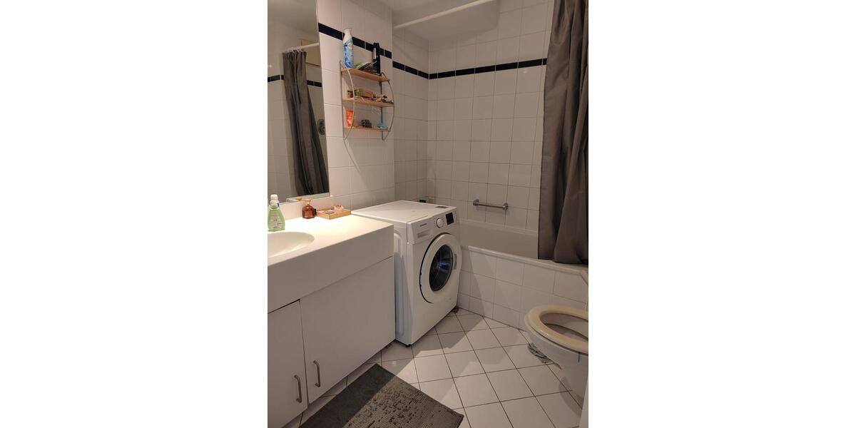 Etagenwohnung Offenbach am Main - 2 Zimmer, 70 m&sup2;, 1.450&euro; | Angebot:25637686