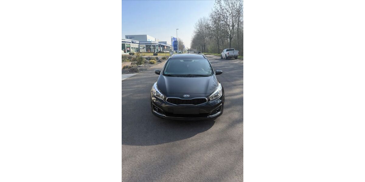 Kia ceed / Ceed 250.000 km 7.600 &euro; Friedberg (Hessen) 61169