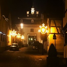 Solang de Torbau noch hier steht 15.08.2026 Zur Stadt Offenbach Katja - Hofbühne