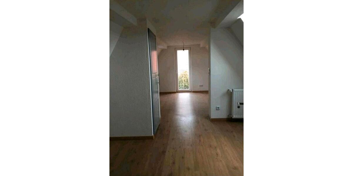 Etagenwohnung Bad Homburg vor der Höhe Gonzenheim - 5 Zimmer, 100 m&sup2;, 1.430&euro; | Angebot:25903905