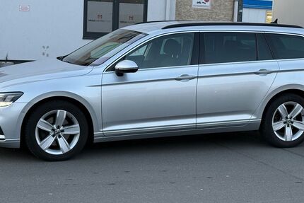 VW Passat Variant 138.000 km 18.999 &euro; Frankfurt am Main 60314