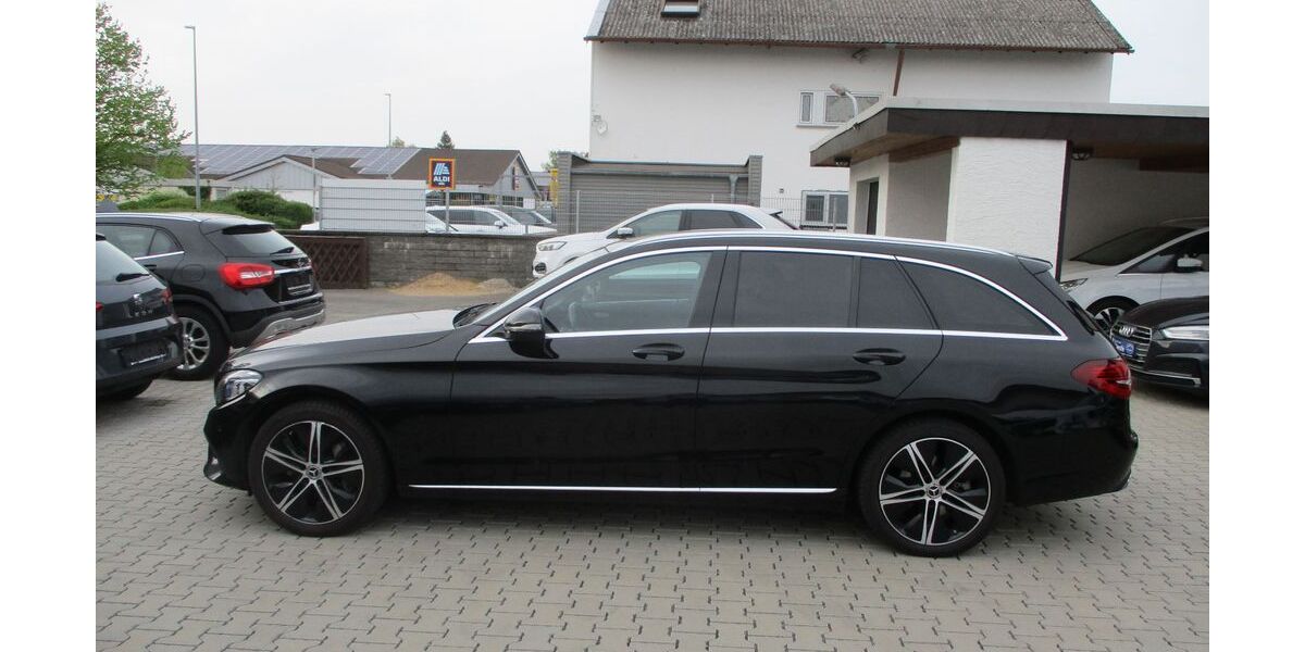 Mercedes-Benz C 300 152.187 km 19.999 &euro; Babenhausen 64832