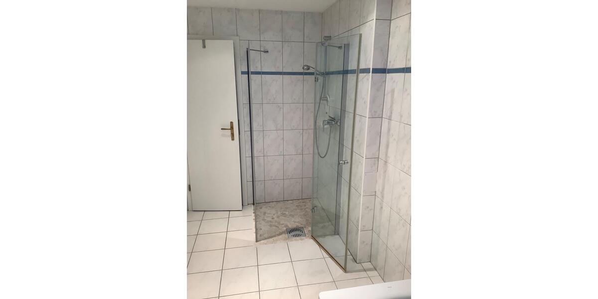 Etagenwohnung Eschborn - 3 Zimmer, 1.300&euro; | Angebot:23059520