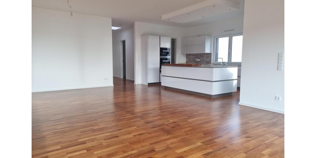 Einfamilienhaus Bad Soden am Taunus - 4 Zimmer, 145 m&sup2;, 3.200&euro; | Angebot:25907907