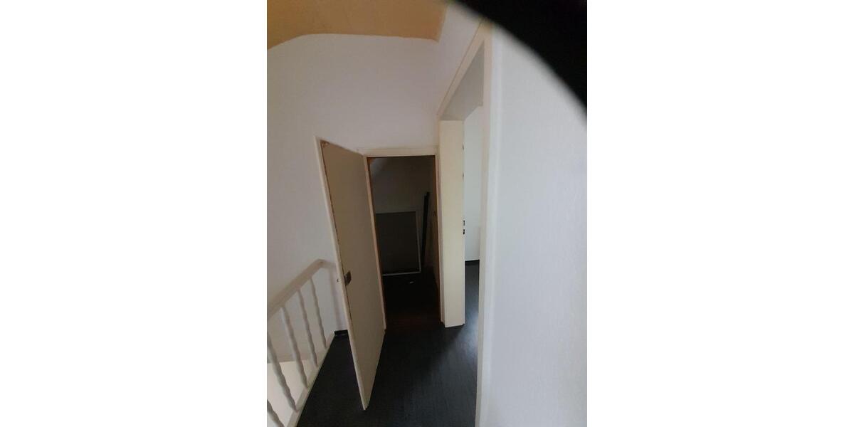 Einfamilienhaus Freigericht - 9 Zimmer, 170 m&sup2;, 299.000&euro; | Angebot:24653228