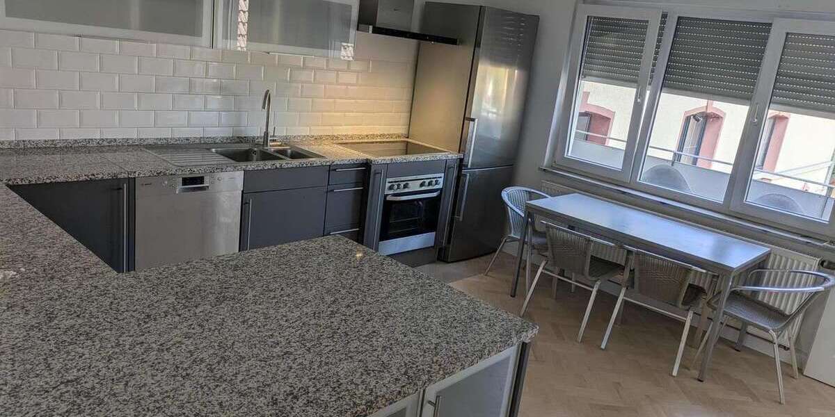 Etagenwohnung Großostheim - 5 Zimmer, 140 m&sup2;, 1.470&euro; | Angebot:25848815