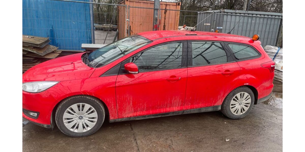 Ford Focus 109.720 km 5.400 &euro; Heusenstamm 63150