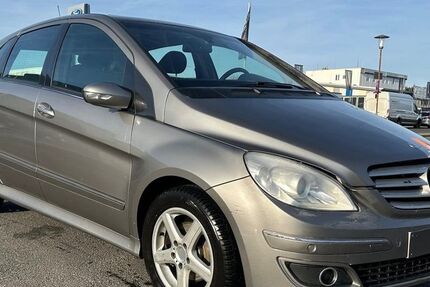 Mercedes-Benz B 200 335.996 km 1.290 &euro; Maintal 63477