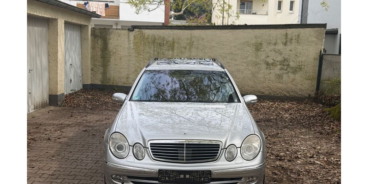 Mercedes-Benz E 500 200.000 km 5.000 &euro; Offenbach am main 63065