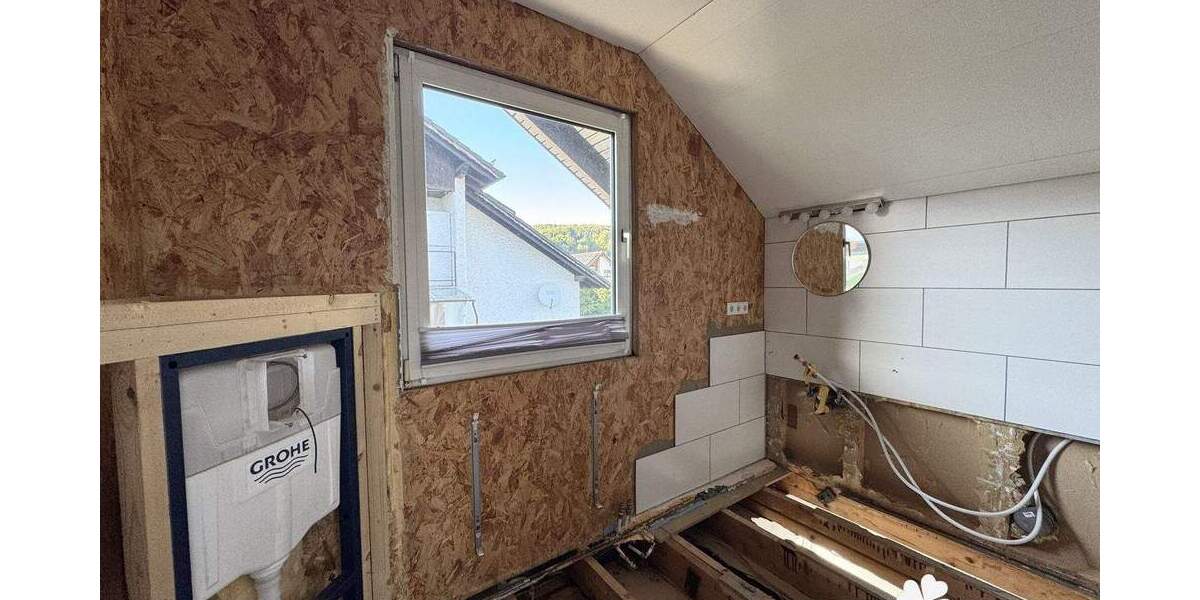 Einfamilienhaus Gunzenbach Gunzenbach - 4 Zimmer, 156 m&sup2;, 349.000&euro; | Angebot:25739088