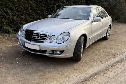 Mercedes-Benz E 230 99.970 km 11.500 &euro; Frankfurt 60388