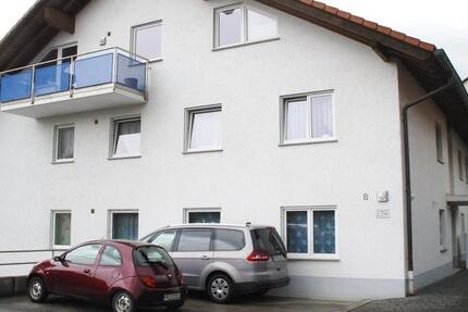 Wohnung Büdingen - 3 Zimmer, 89 m&sup2;, 800&euro; | Angebot:27608932