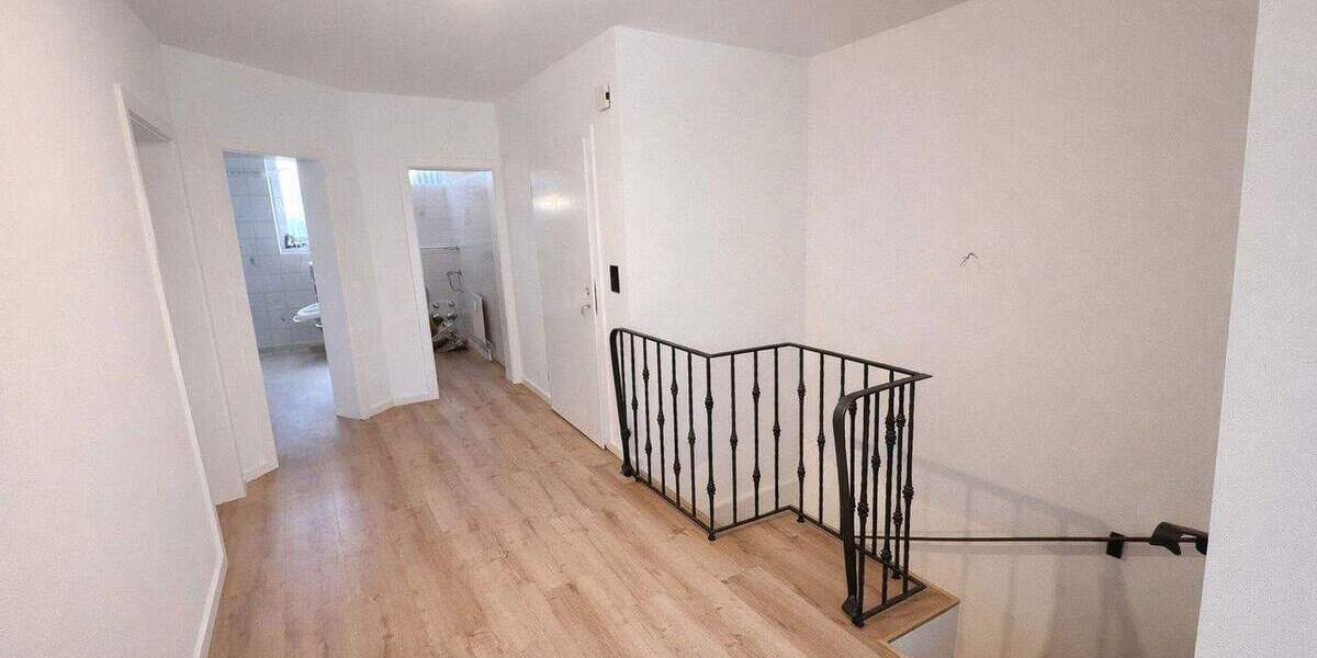 Terrassenwohnung Friedrichsdorf - 3 Zimmer, 124 m&sup2;, 1.580&euro; | Angebot:25787249