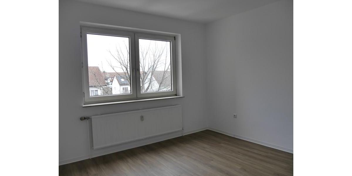 Etagenwohnung Obertshausen - 3 Zimmer, 74 m&sup2;, 819&euro; | Angebot:25792622