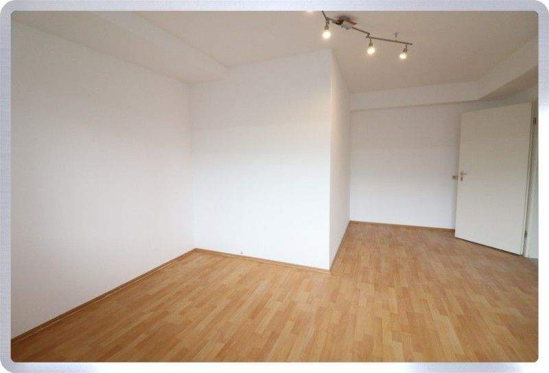 Einfamilienhaus Rodgau Nieder-Roden - 1 Zimmer, 875.000&euro; | Angebot:25726780