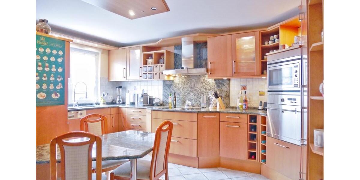 Doppelhaushälfte Bad Vilbel - 7 Zimmer, 207 m&sup2;, 1.099.000&euro; | Angebot:26057633