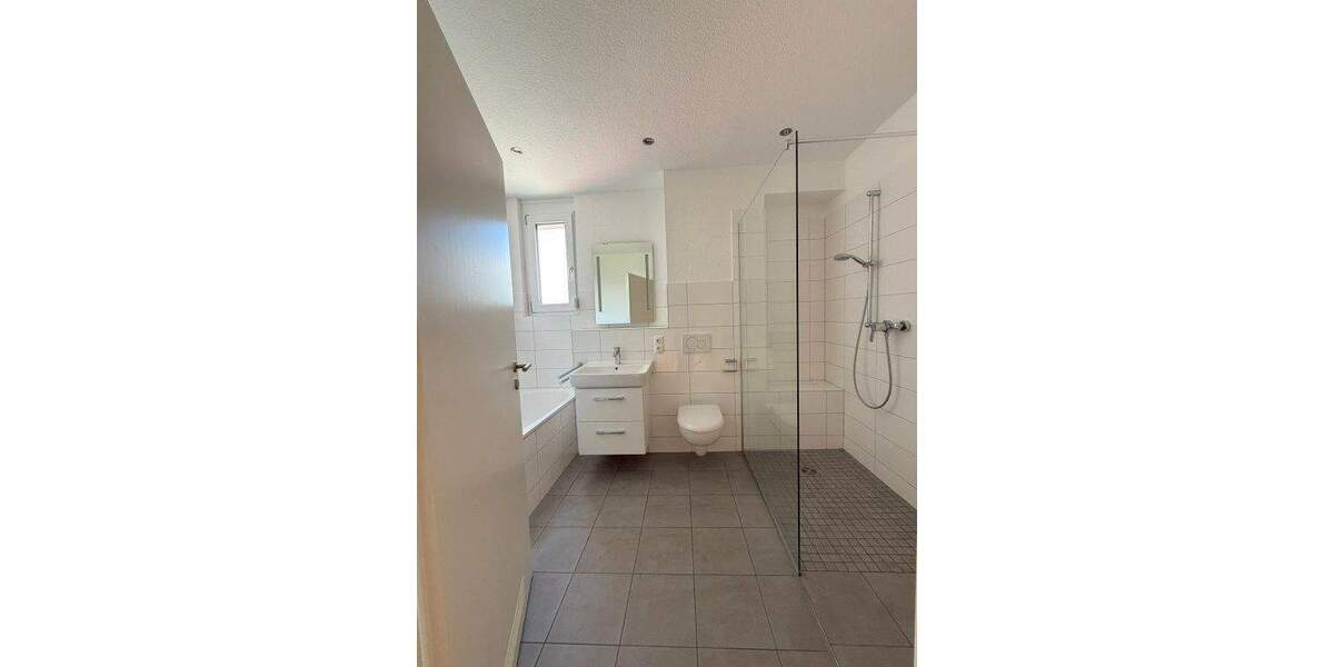 Reihenendhaus Frankfurt am Main Harheim - 5 Zimmer, 156 m&sup2;, 2.600&euro; | Angebot:25768507