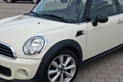 Mini ONE 131.000 km 4.550 &euro; Bad Soden 65812