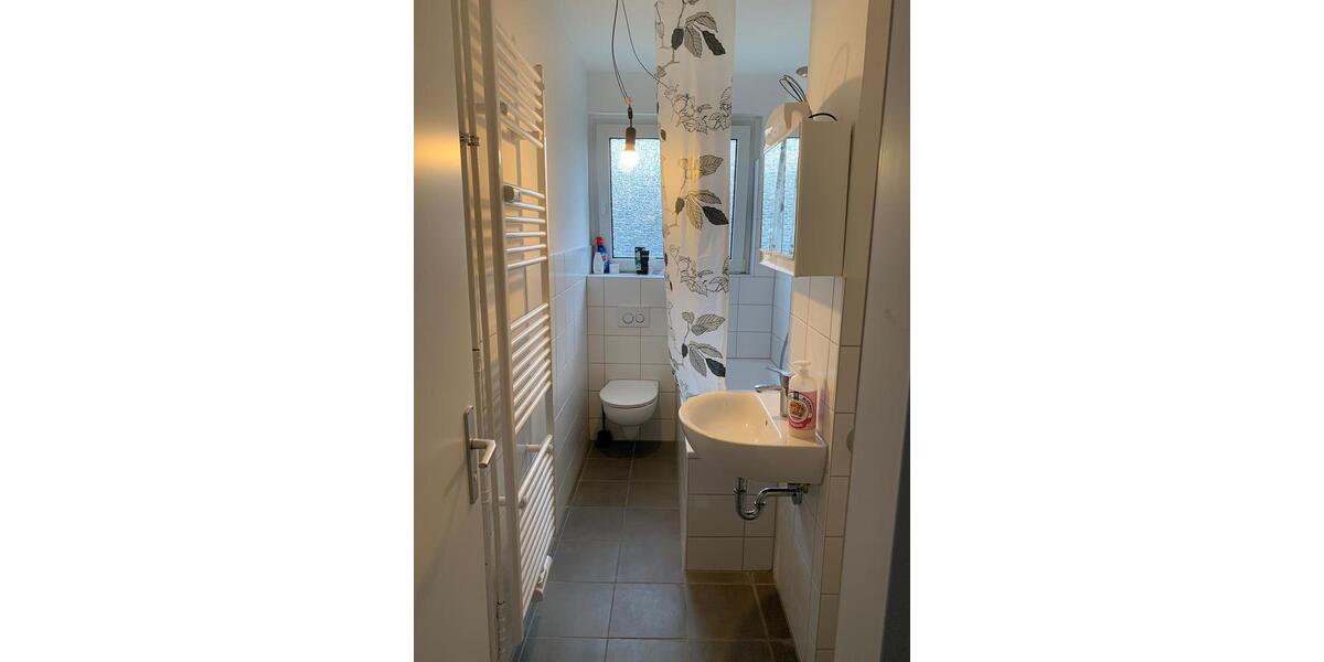 Etagenwohnung Frankfurt am Main Nord-Ost - 1 Zimmer, 20 m&sup2;, 650&euro; | Angebot:25905312