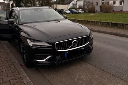 Volvo V60 147.000 km 20.600 &euro; Frankfurt am Main 60529