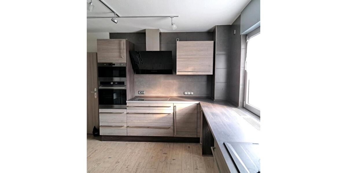 Dachgeschoßwohnung Gründau - 3 Zimmer, 94 m&sup2;, 1.200&euro; | Angebot:25812597