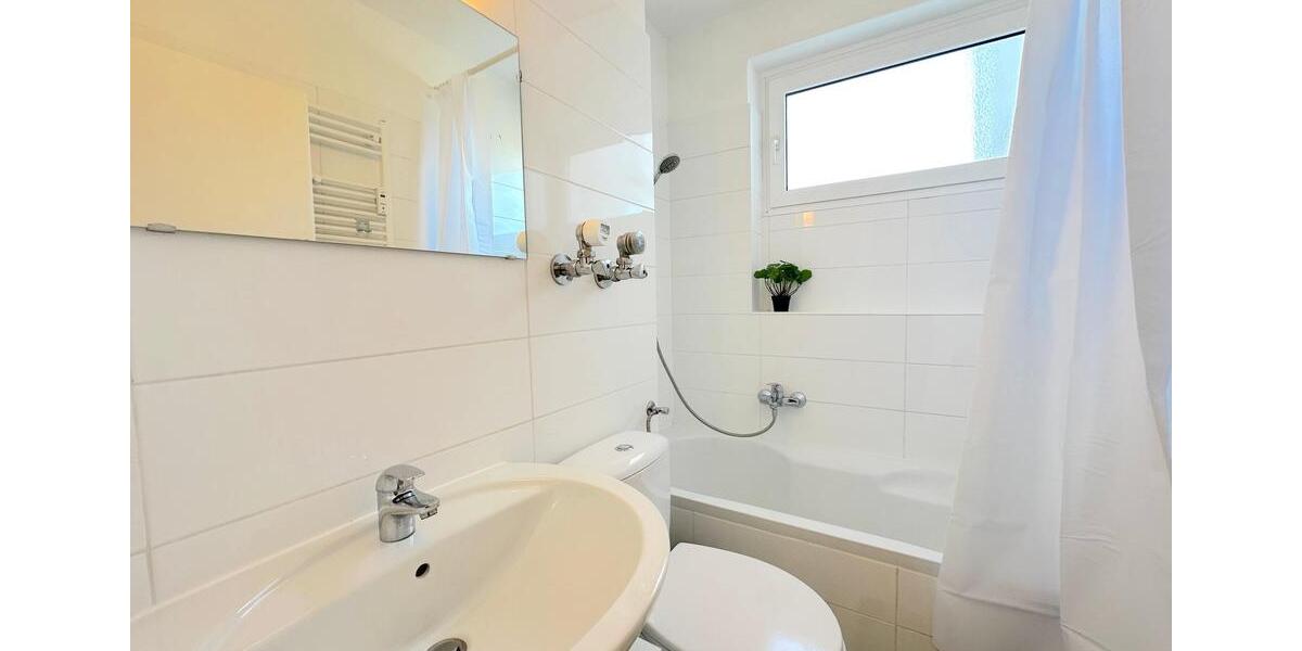 Etagenwohnung Frankfurt am Main Nied - 1 Zimmer, 37 m&sup2;, 825&euro; | Angebot:25783329