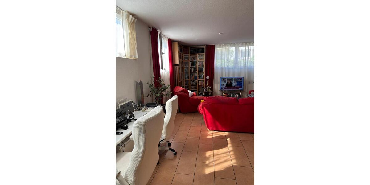 Etagenwohnung Ortenberg - 2 Zimmer, 87 m&sup2;, 710&euro; | Angebot:26422088