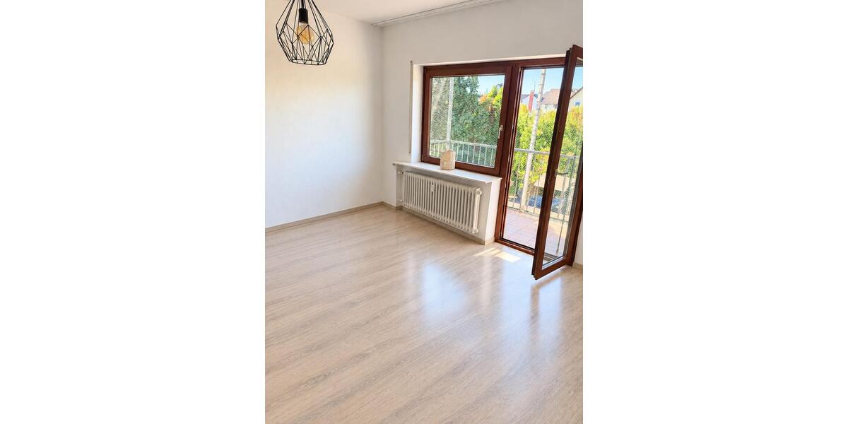 Etagenwohnung Rödermark - 3 Zimmer, 100 m&sup2;, 1.150&euro; | Angebot:27583823