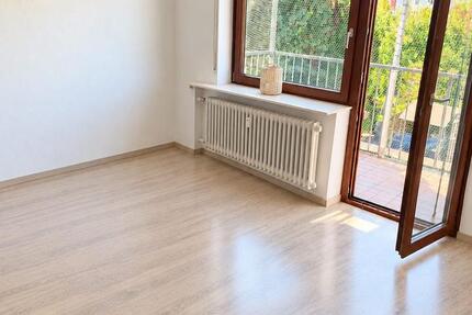 Wohnung Rödermark - 3 Zimmer, 100 m&sup2;, 1.150&euro; | Angebot:27583823