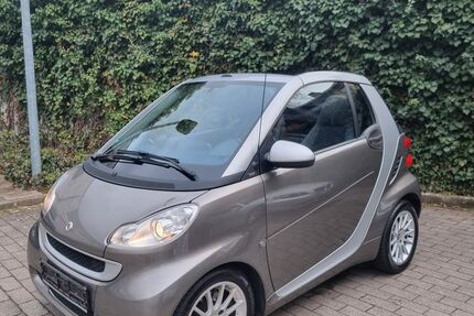 Smart ForTwo 192.700 km 4.400 &euro; Frankfurt am Main 60388