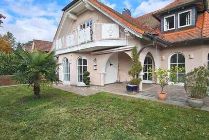 Haus Hösbach - 7 Zimmer, 212 m&sup2;, 860.000&euro; | Angebot:25370265