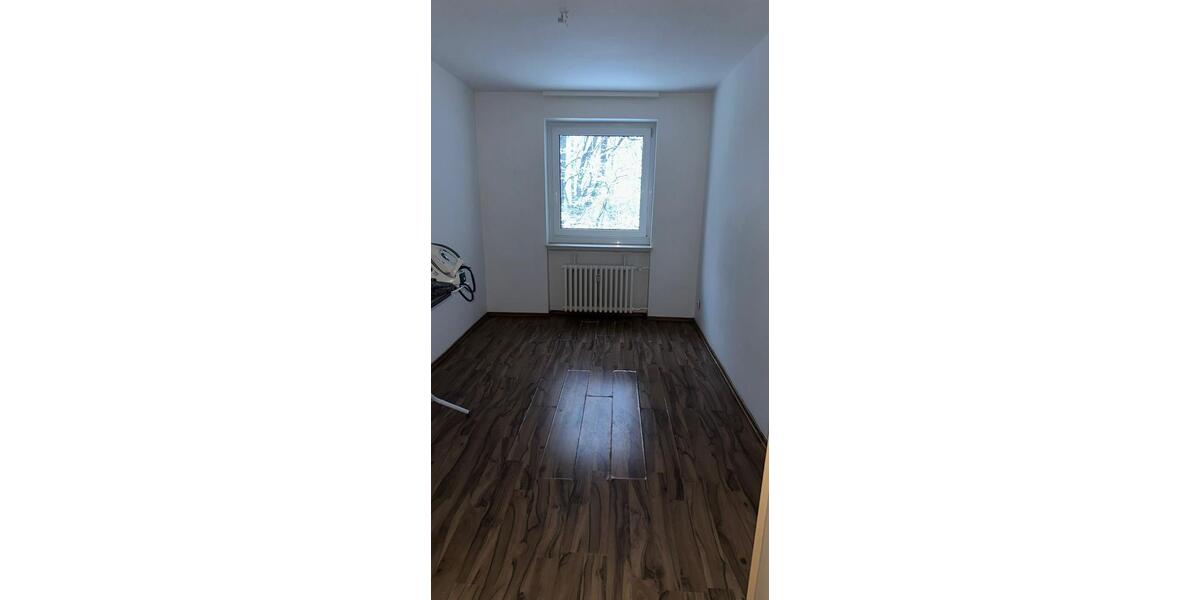 Etagenwohnung Mühlheim am Main - 4 Zimmer, 93 m&sup2;, 1.600&euro; | Angebot:25900537