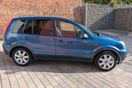 Ford Fusion 100.300 km 3.200 &euro; Aschaffenburg 63741