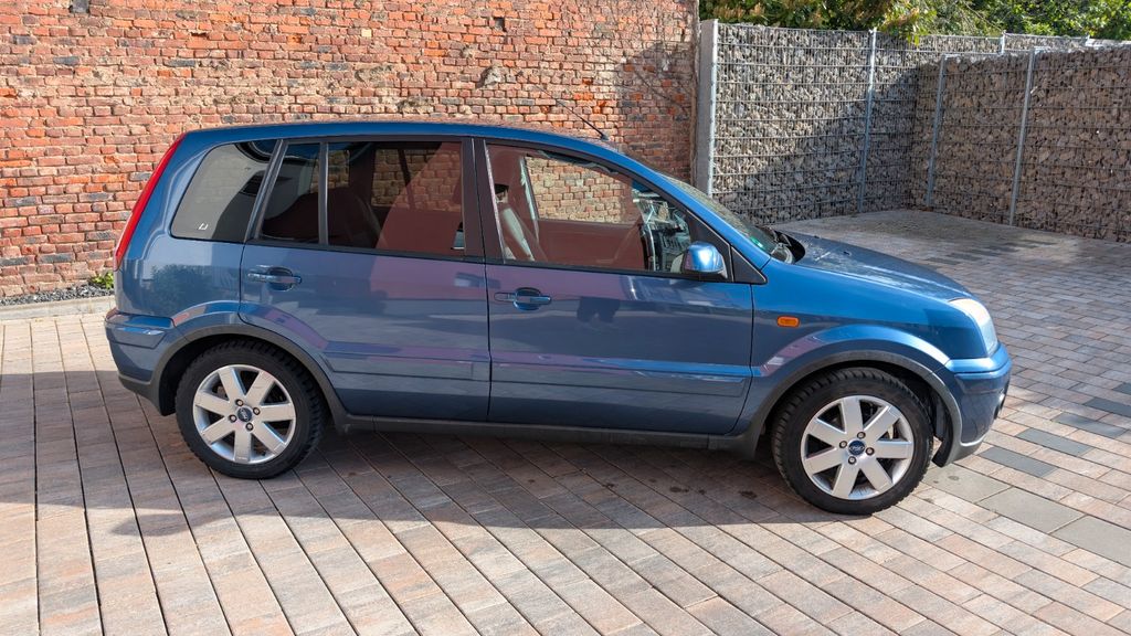Ford Fusion 100.300 km 3.200 &euro; Aschaffenburg 63741