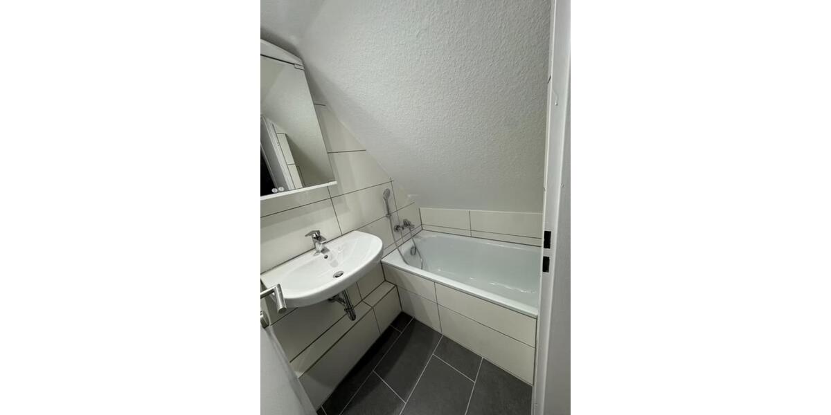 Etagenwohnung Friedrichsdorf - 2 Zimmer, 40 m&sup2;, 600&euro; | Angebot:25809529