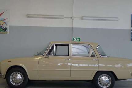 Alfa Romeo Giulia 42.222 km 22.950 &euro; Frankfurt am Main 60388