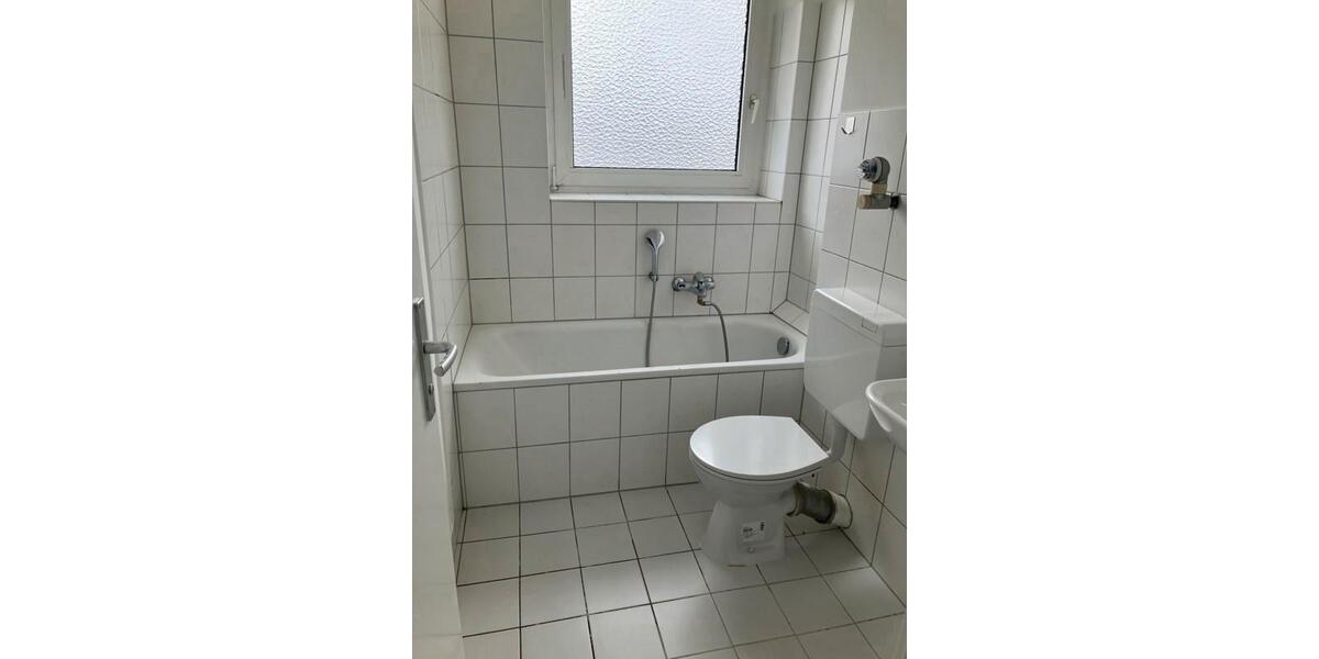 Etagenwohnung Frankfurt am Main Ost - 1 Zimmer, 36 m&sup2;, 576&euro; | Angebot:25601784